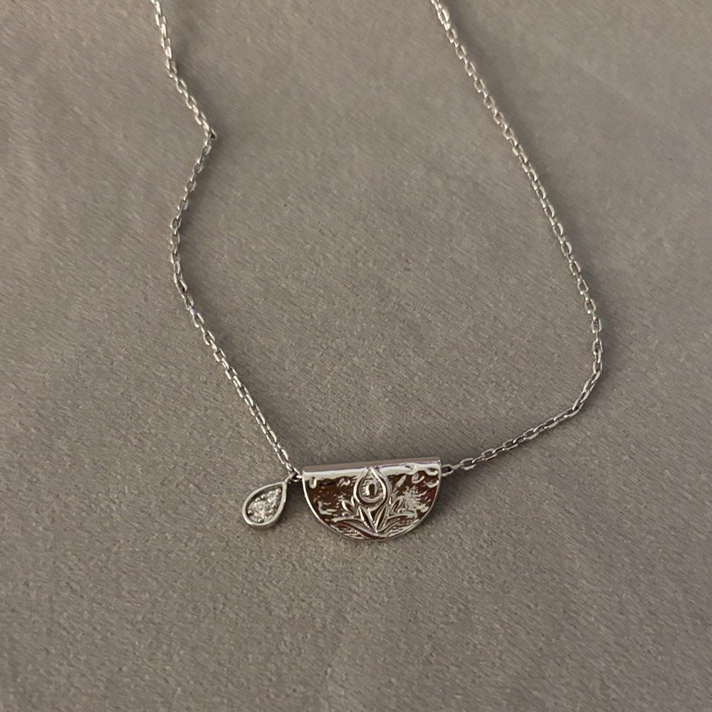 Elegant Lotus Silver Pendant